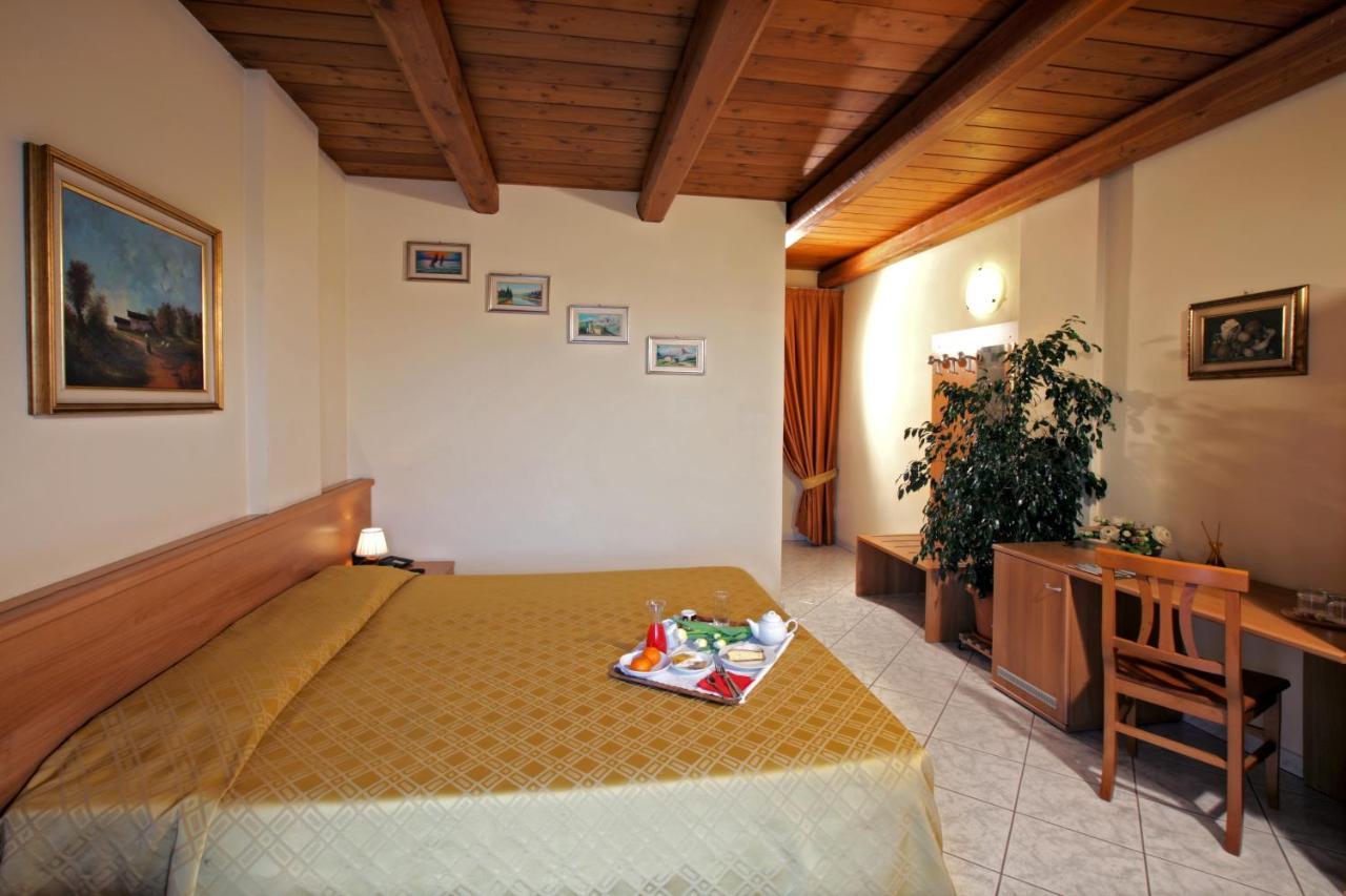 Hotel Tenuta Canta Volvera Luaran gambar